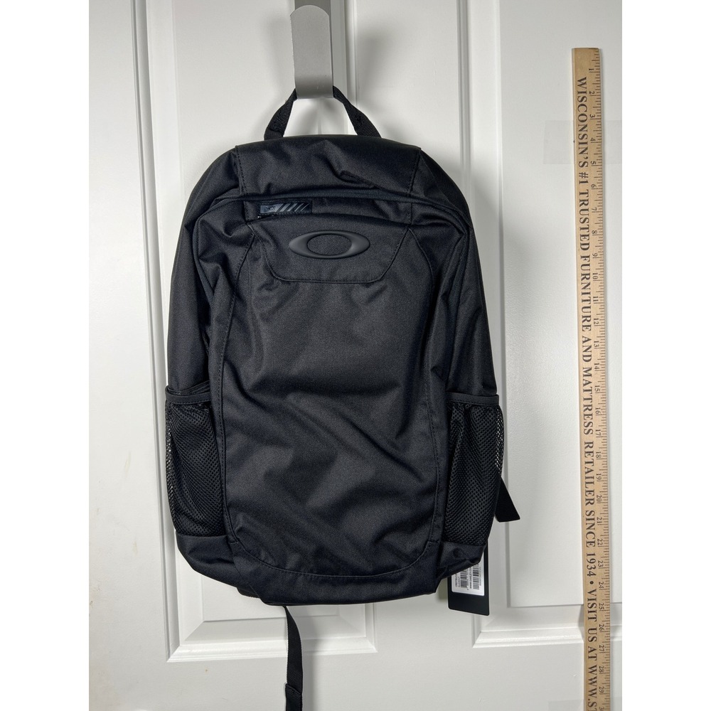 Oakley Enduro 2.0 20L Backpack Blackout Laptop Bag New